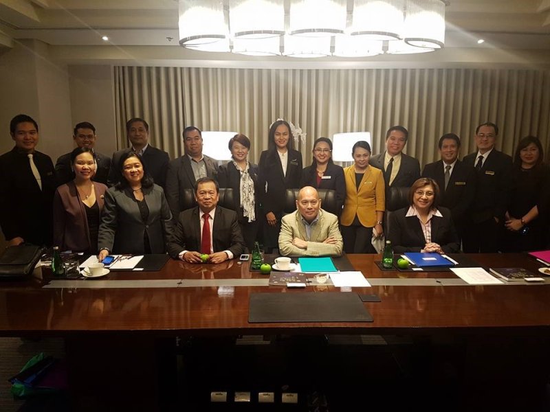 Mabuhay Finalists for Managers with Judges Ernie Cecilia, Merril Yu and Chona Torree (Ascott BGC - October, 2017).